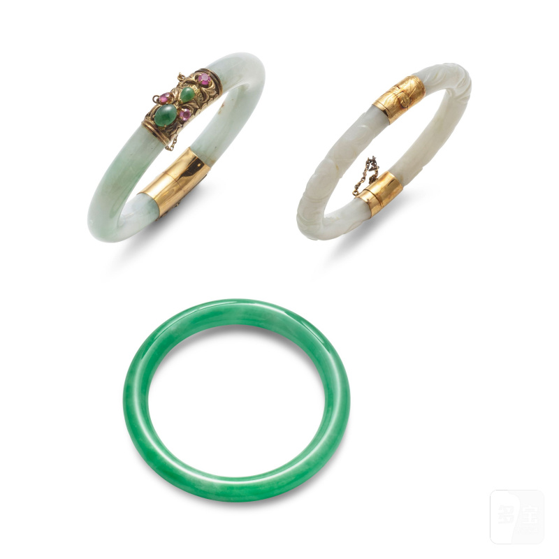 民國至二十世紀 翡翠手鐲三件 | THREE JADEITE BRACELETS